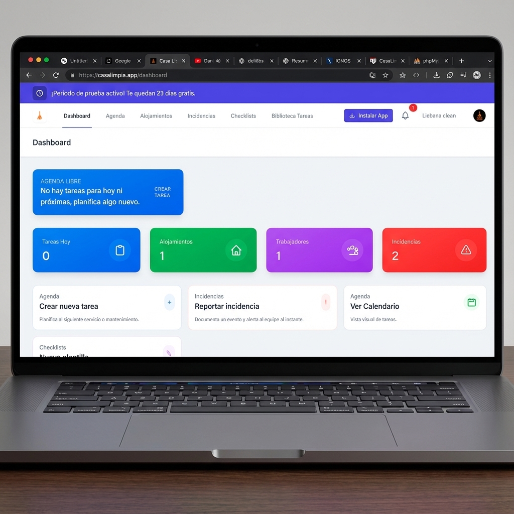 Dashboard de CasaLimpia App en portátil